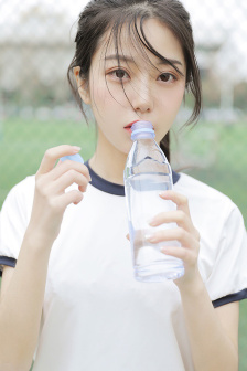 她来自胡志明市完整版电影